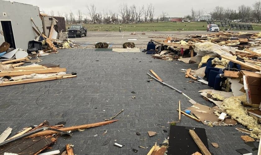 A Igreja Freedom ficou totalmente destruída após a passagem do tornado. (Foto: Facebook/Freedom Life Church).