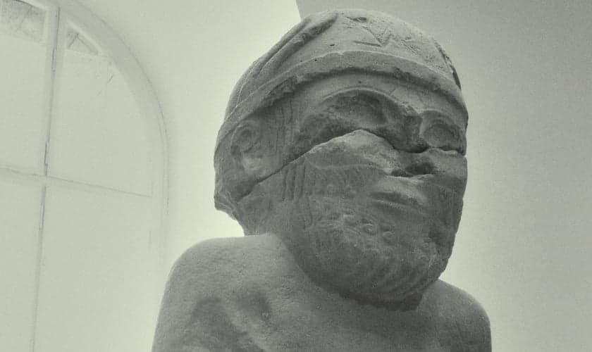 (Foto: Unsplash/Girl with red hat)