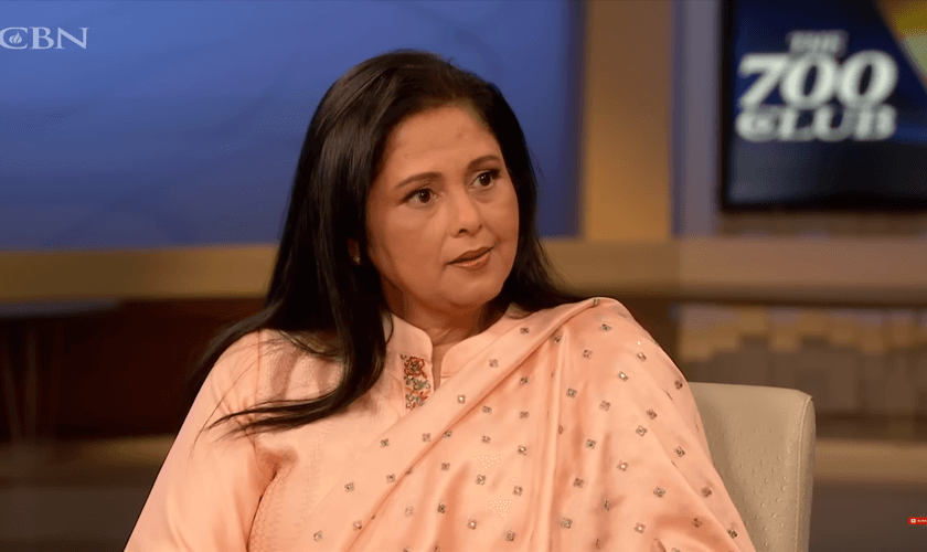 Jayasudha Kapoor. (Foto: Reprodução/YouTube/The 700 Club).