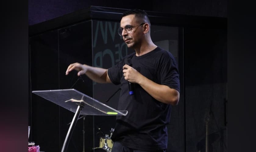 Dilson Gomes foi libertado do vício em drogas. (Foto: Instagram/Dilson Gomes).