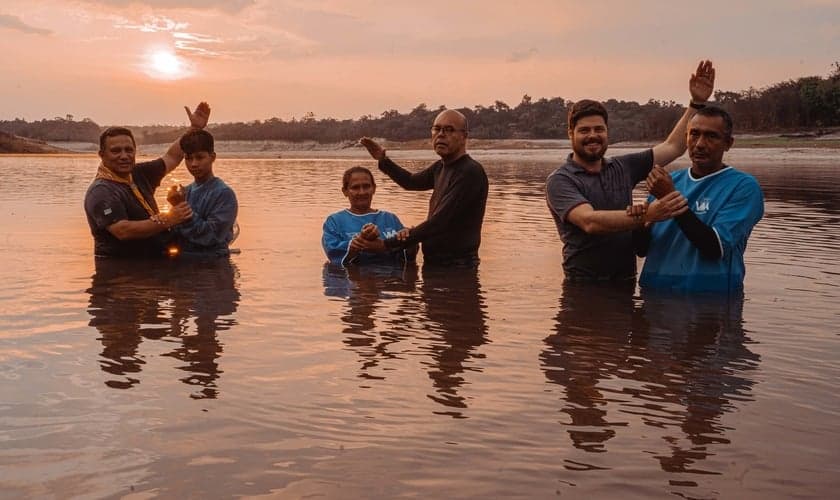 A missão tem abençoado a comunidade ribeirinha de Nova Canaã do Rio Cuieiras. (Foto: Morais).