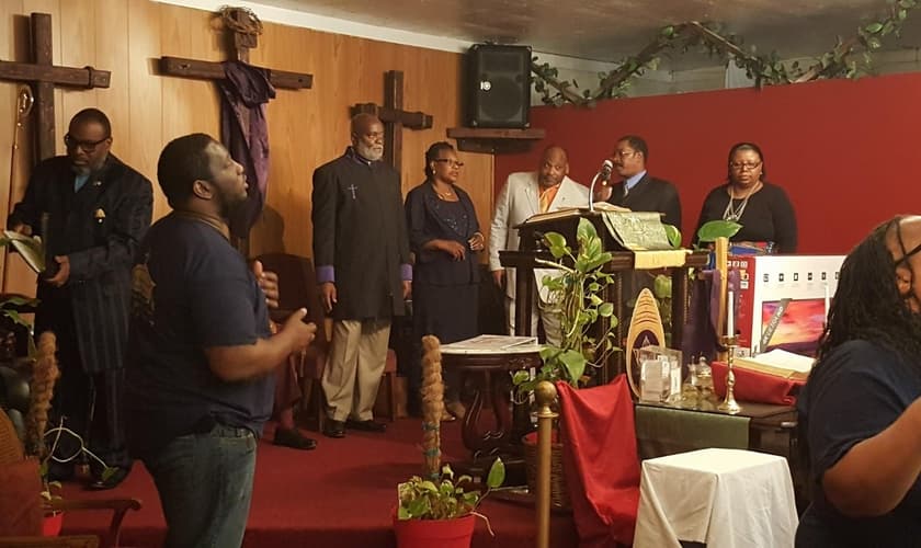 A igreja onde o ataque aconteceu. (Foto: Facebook/The Divine Church of Deliverance and Transformation Holiness).