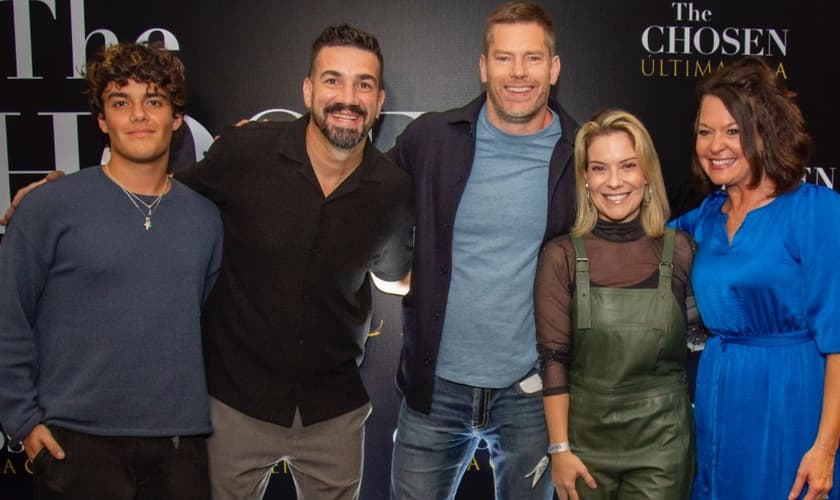 Família Valadão na pré-estreia de “The Chosen”. (Foto: Paulo Tauil)