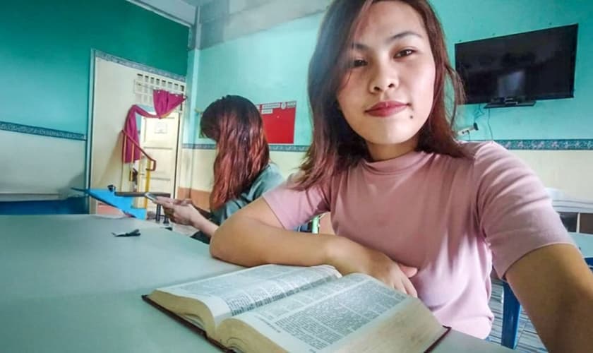 As mulheres abandonaram a prostituição e foam alcançadas por Jesus. (Foto: Reprodução/Christian Aid Mission)