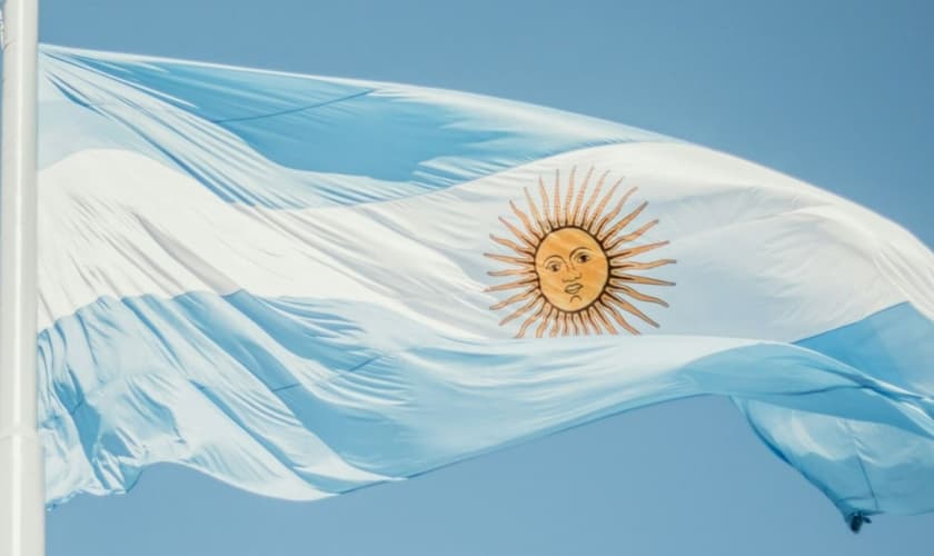 Bandeira do país. (Foto: Unsplash/Angelica Reyes)