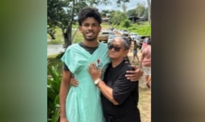 Igor e a mãe. (Foto: Reprodução/Instagram/Junior Ribeiro).