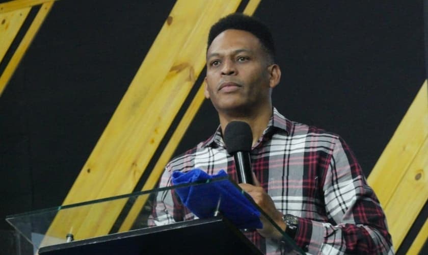 Alain Toledano Valiente está exilado nos EUA desde 2022. (Foto: Facebook/Alain Toledano Valiente).