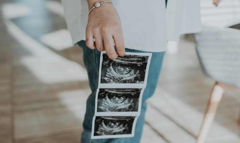 Os dados também apontaram um aumento nos abortos repetidos. (Foto: Unsplash/Rebeca Alvidrez)