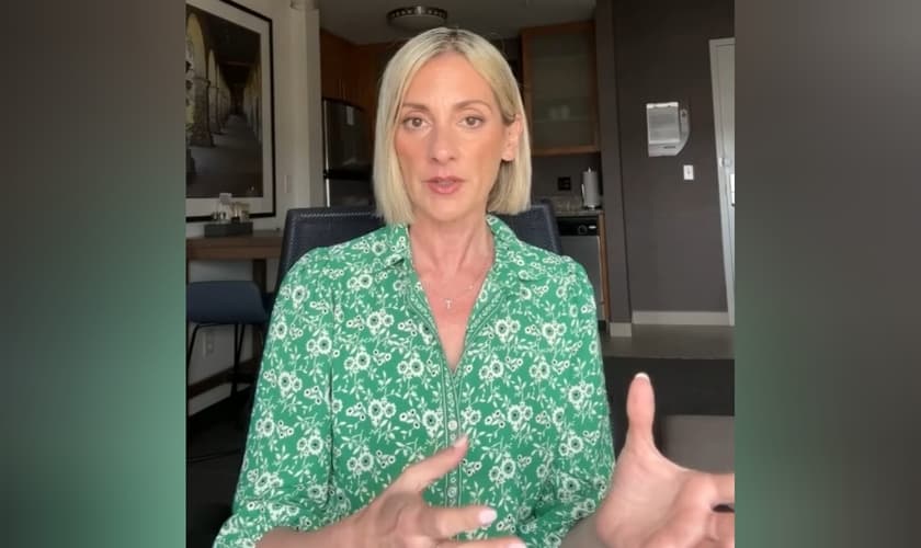 Jen Nizza alertou sobre o perigo em se envolver com astrologia e Nova Era. (Foto: Reprodução/YouTube/CBN News).