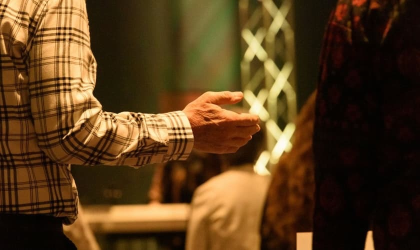 As atividades religiosas no país estão sob repressão do Estado. (Foto: Ilustração/Unsplash/Steve Adams)