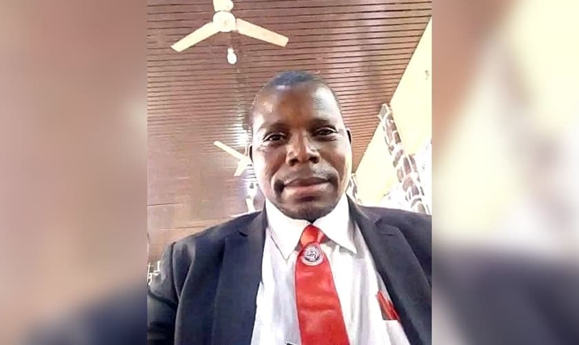 O pastor Emmanuel Na'allah Auta que foi morto na igreja. (Foto: Reprodução/Morning Star News)