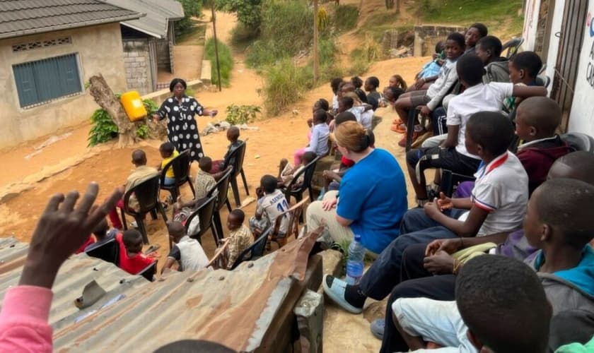 Crianças no projeto. (Foto: Reprodução/IMB)