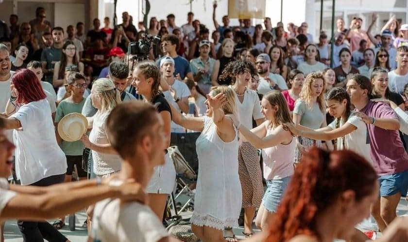 Cristãos de 6 países no Festival Srcokret, em junho de 2025. (Foto: Facebook/Festival Srcokret)