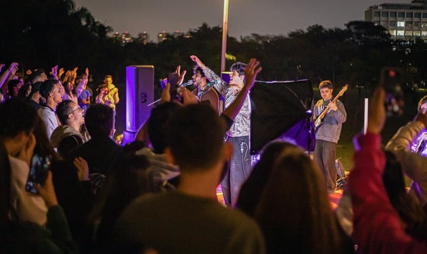 O encontro do Dunamis Pockets reuniu mais de mil jovens. (Foto: Dunamis Pocket).