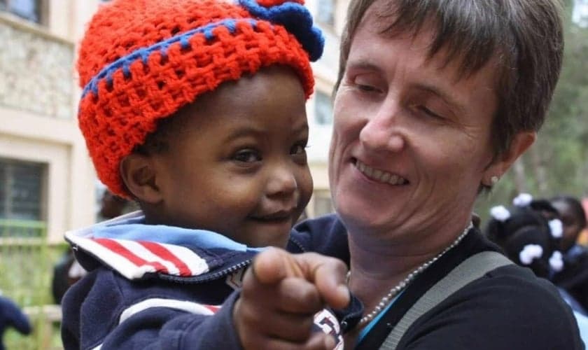 A missionária Gena Heraty. (Foto: Reprodução/Facebook/Vin Retire Stress)