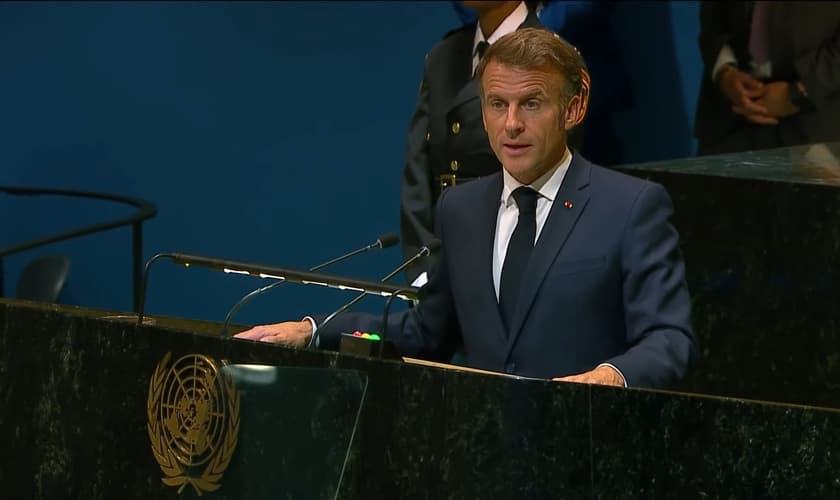 O presidente francês Emmanuel Macron discursa no plenário da 80ª Assembleia Geral da ONU, em Nova York. (Captura de tela/YouTube/ONU)