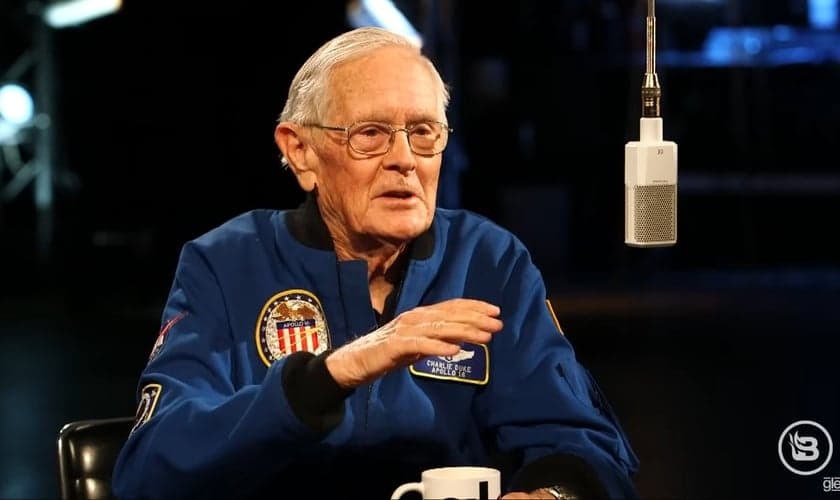 Charlie Duke. (Foto: Reprodução/YouTube/Glenn Beck).