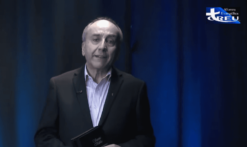 O pastor Louder Garabedian, presidente do Conselho de Representatividade Evangélica do Uruguai. (Captura de tela/Facebook/AEL)