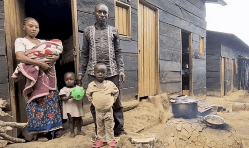 O grupo militante também atacou vilarejos próximos. (Foto ilustrativa: Portas Abertas)