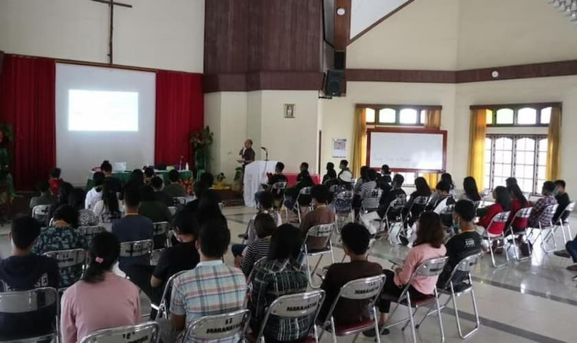 As igrejas continuam sendo alvos de extremistas islâmicos no país. (Foto: Ilustração/Portas Abertas)