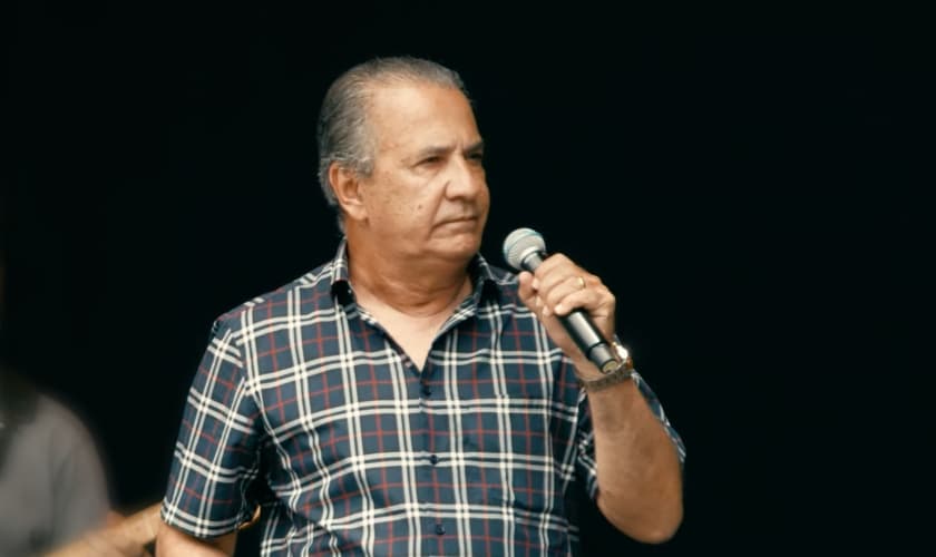 Pr. Silas Malafaia chama jovens a testemunhar o Evangelho com ousadia. (Foto: Reprodução/YouTube/Dunamis Movement)