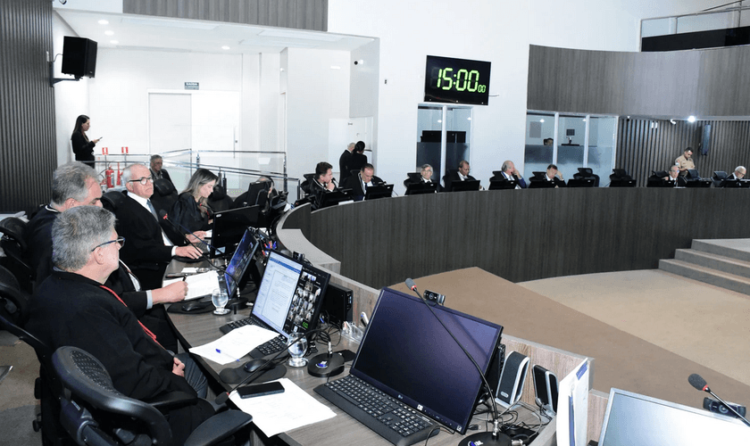 Desembargadores do TJPB durante sessão do Órgão Especial. (Foto: TJBP)